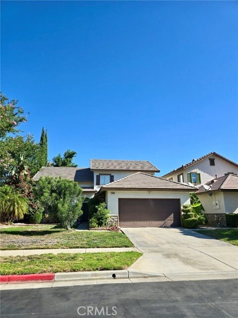 Building Photo - 9420 Shadowbrook Dr