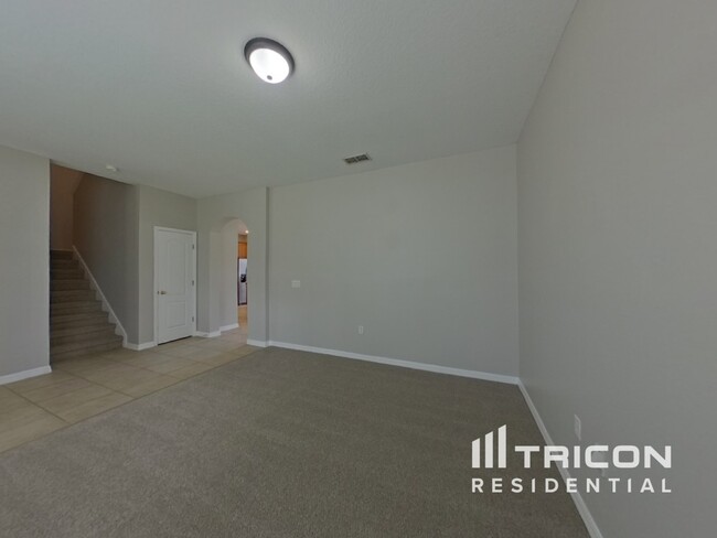 Building Photo - 3200 Grasmere View Pkwy N