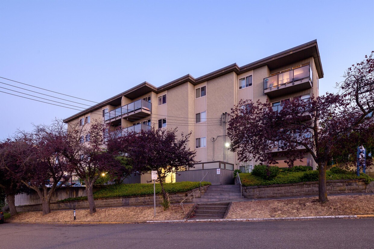 Photo principale - 850-850 Rupert Terrace