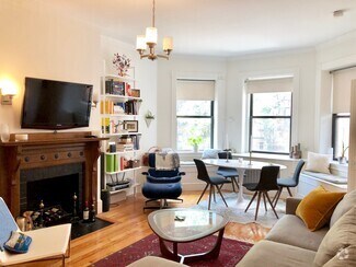 Building Photo - 247 Newbury St