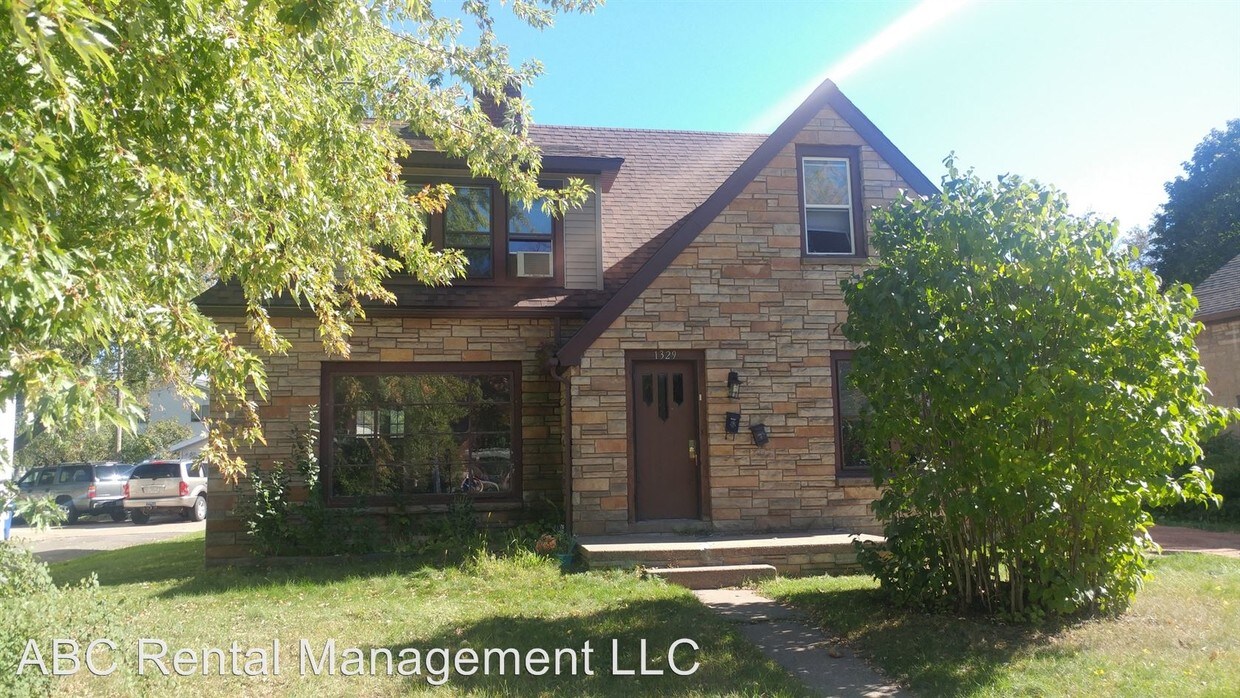 1329 Grand Ave, Wausau, WI 54403 Room for Rent in Wausau, WI