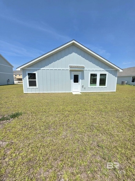 Building Photo - 16110 Furlong Lp