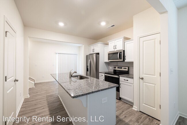 Building Photo - 2 br, 2.5 bath House - 414 Kinnerton Place