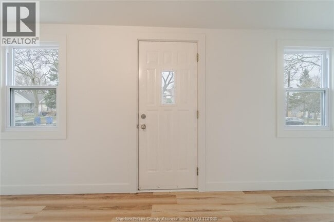 Building Photo - 932 Oak Ave