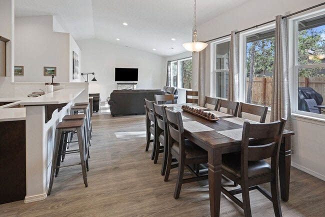 Building Photo - 17255 Avocet Dr
