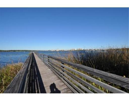 Foto del edificio - Beautiful and very large 2 bedrooms and 2 full baths Condo