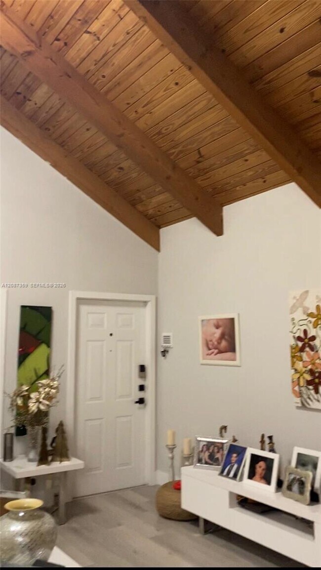 Foto del edificio - 7731 SW 100th St