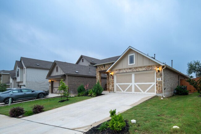 Building Photo - 2089 Egret Ave