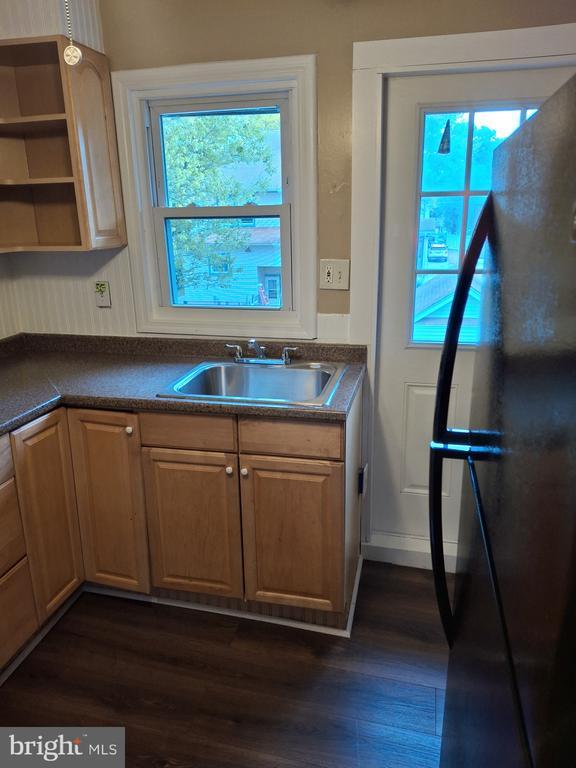 Foto del edificio - 4 Pacific Ave