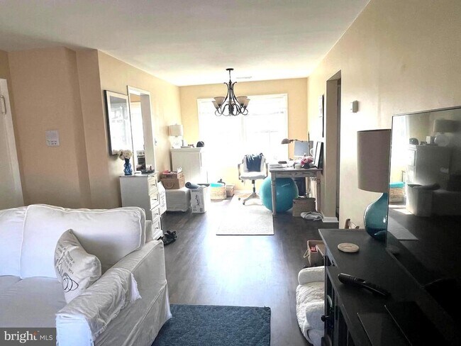 Foto del edificio - 1203 Belle View Blvd