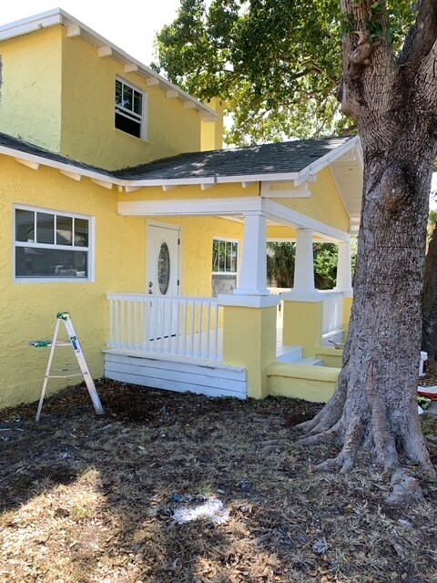 Foto del edificio - 719 N Sapodilla Ave