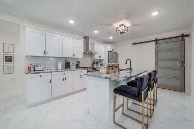 Foto del edificio - 3112 W Cypress St
