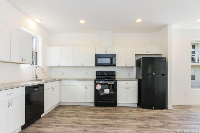 Foto del edificio - 66 Winthrop St