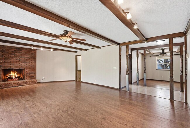 Foto del edificio - 7001/7003 S Indianapolis Ave Duplex