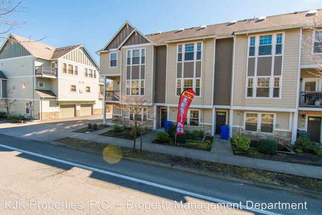Building Photo - 308-394 SW Eastman Pkwy