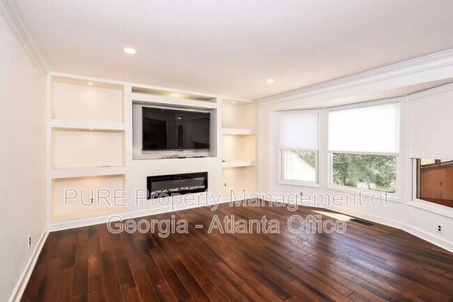 Building Photo - 4271 Edgewater Dr NW
