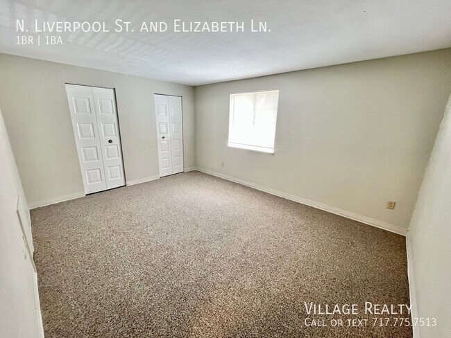 Building Photo - Few Steps! Top Floor! Remodeled 1-Bed Conv...