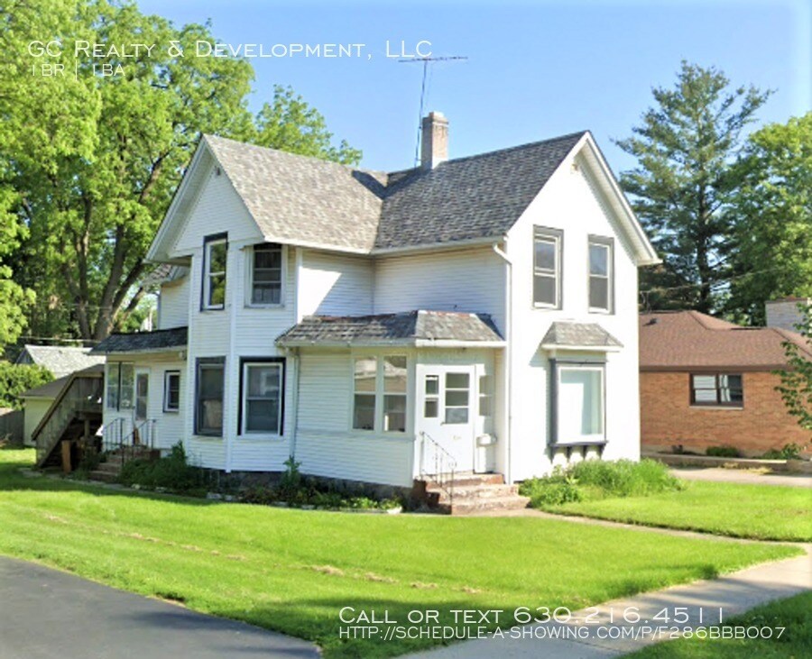 Primary Photo - 132 McHenry Ave