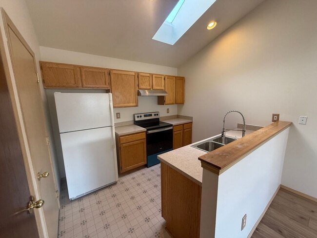 Foto del edificio - Burlington Two Bedroom House