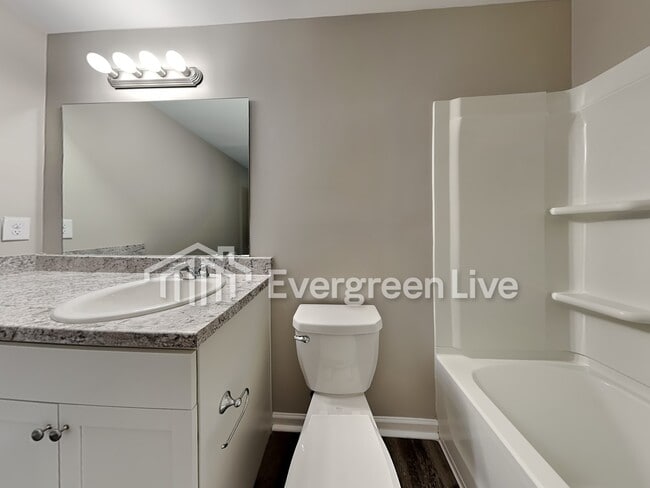 Building Photo - 150 Cottage Ln