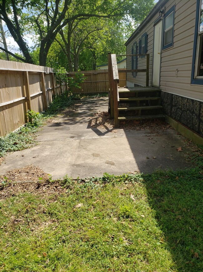 Building Photo - 107 Eagle Lane