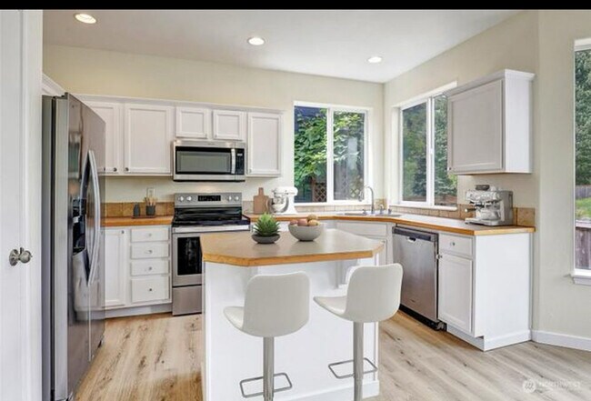 Foto del edificio - 22622 SE 268th Pl