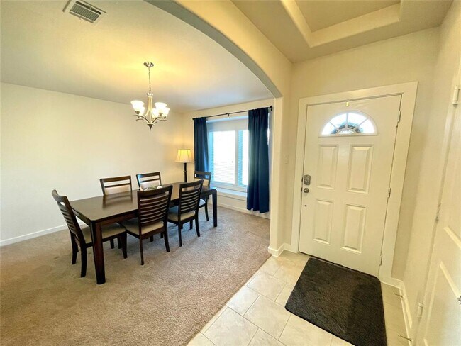 Building Photo - 6814 Spring Vale Dr