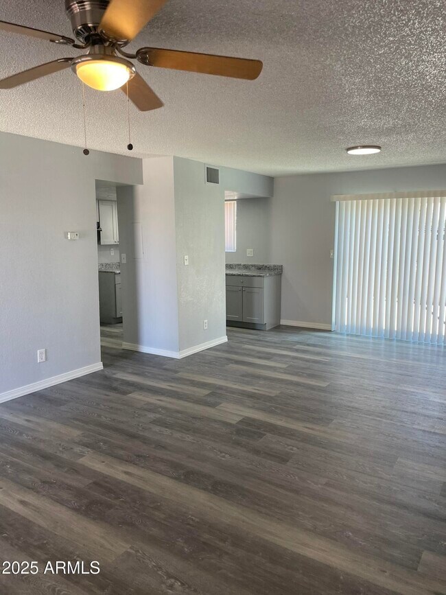 Foto del edificio - 2309 N 28th St