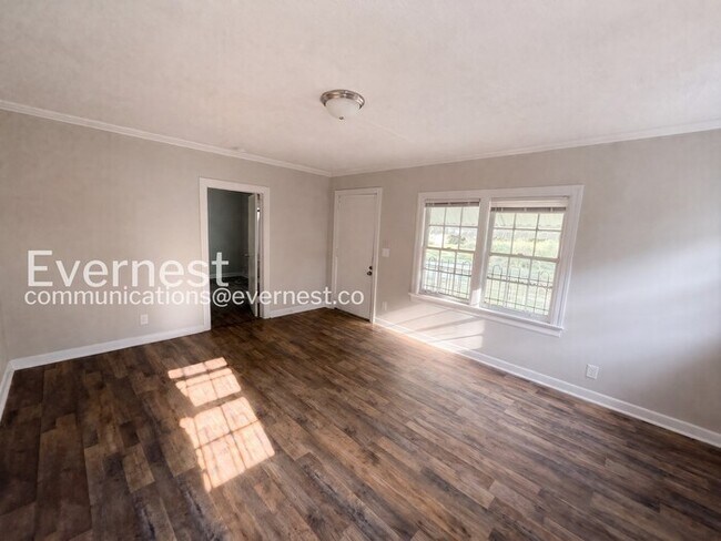 Foto del edificio - 3912 39th Ave N