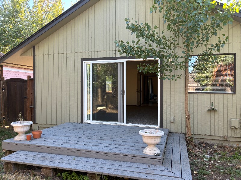 Foto principal - 1579 Olive St