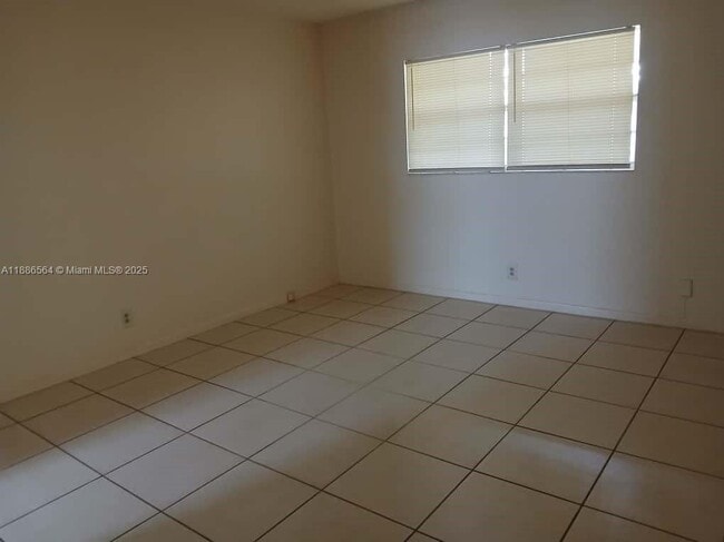 Foto del edificio - 5181 W Oakland Park Blvd