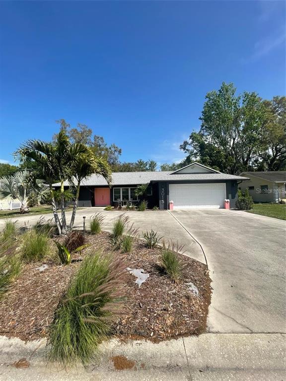 Building Photo - 3015 Riviera Dr