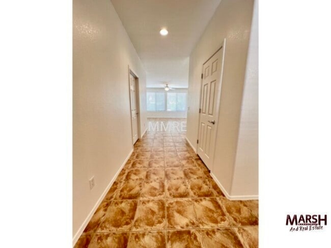 Foto del edificio - Beautiful 2 bedroom home in Trilogy (55 &amp; older community)!