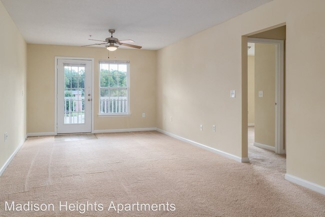 Building Photo - 3 br, 2 bath House - 2273 N. Fayetteville St.