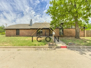 Building Photo - 1912 N Gleason Ave
