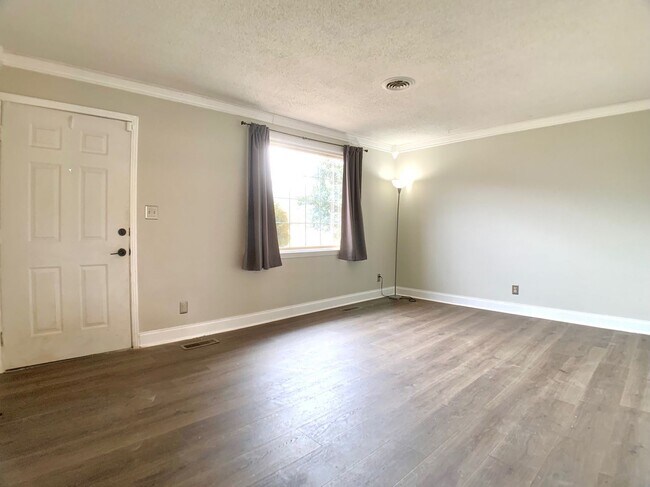 Foto del edificio - 2707 Dove Ct