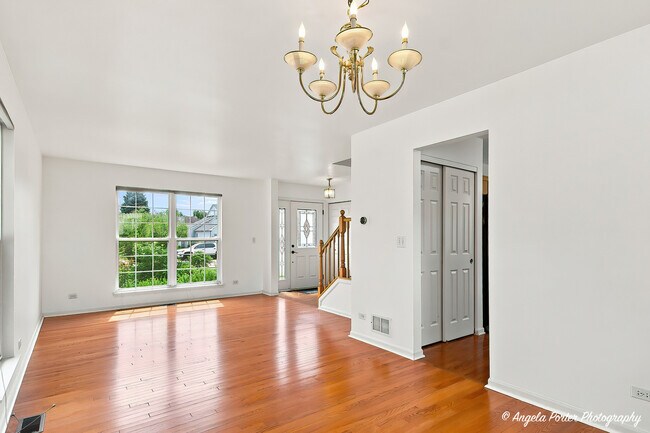 Foto del edificio - 10570 Wing Pointe Dr