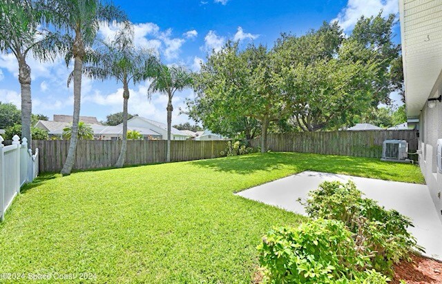 Foto del edificio - 2711 Stratford Pointe Dr