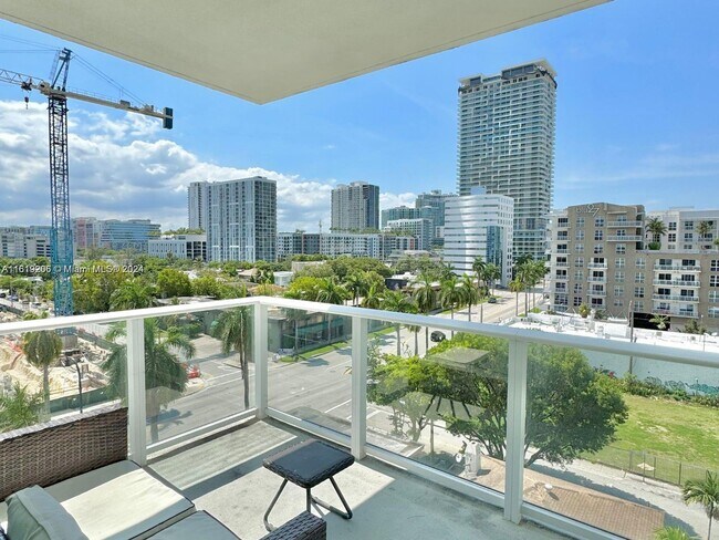 Foto del edificio - 321 NE 26th St