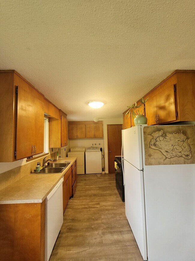 Foto del edificio - Auburn duplex rambler home for rent -  2 b...