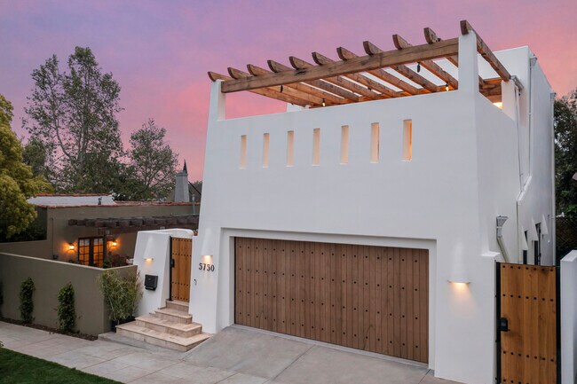 Foto del edificio - 5750 Pickford St