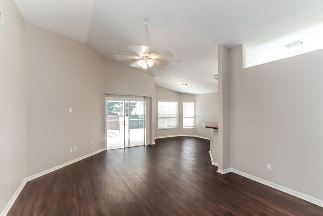 Foto del edificio - 1710 Wakefield Dr