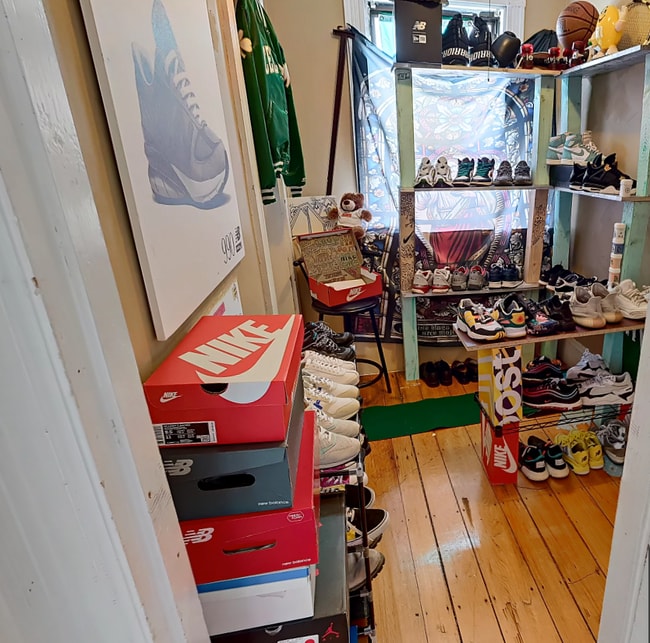 Building Photo - 12 Saunders St