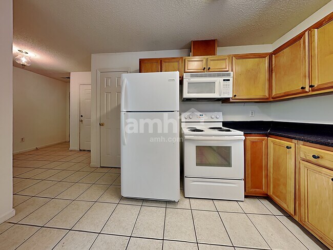 Foto del edificio - 5700 Regent Village Drive