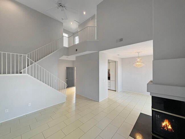 Foto del edificio - Bright & Spacious 2-Bedroom Home in Mira Mesa