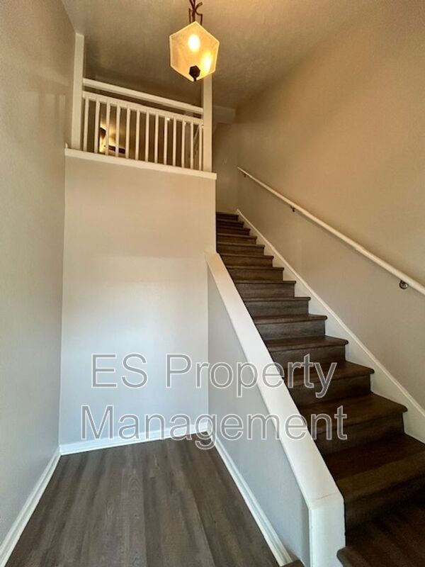 Photo - 1502 Lexington Ave House