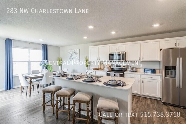 Building Photo - 283 NW Charlestown Ln