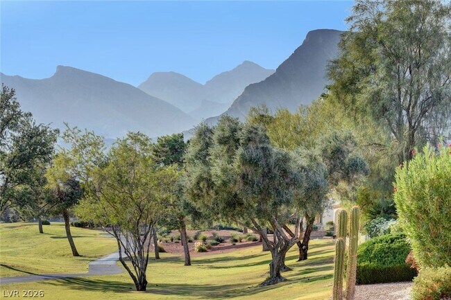 Foto del edificio - 2628 Highvale Dr