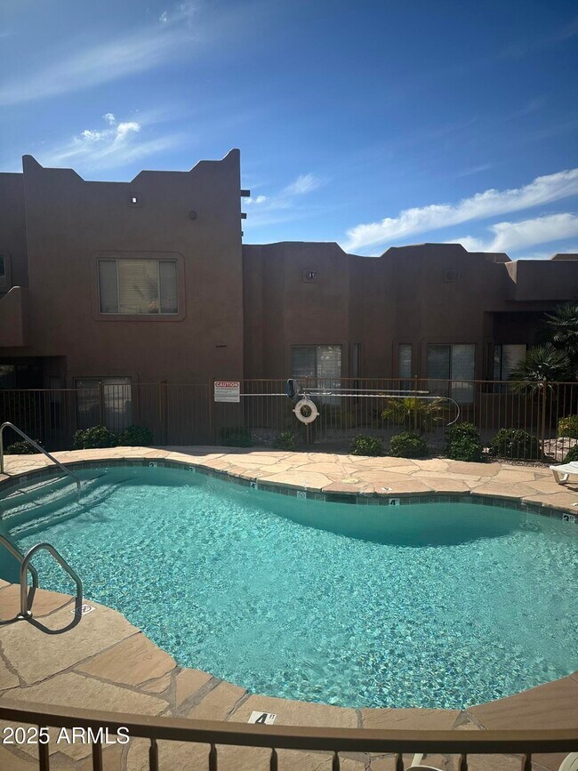 Foto del edificio - 6540 E Redmont Dr