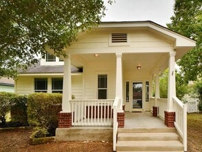 Building Photo - 153 Chesser